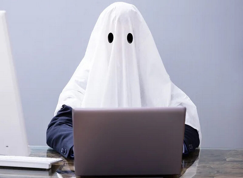 The Lucrative World of Ghostwriting: Crafting Tweets for Venture Capitalists